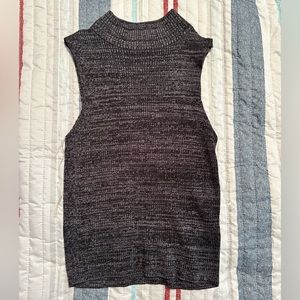 Sleeveless Crop Sweater